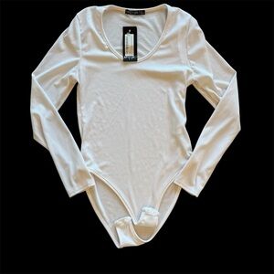 Nasty Gal white size 4 Long Sleeve Bodysuit NWT
